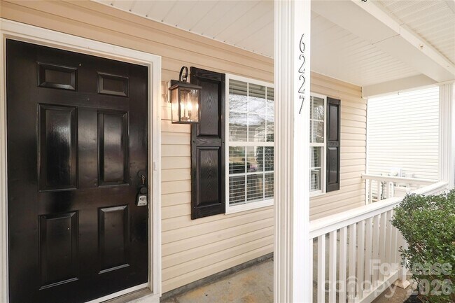 Building Photo - 6227 Stonefort Ct