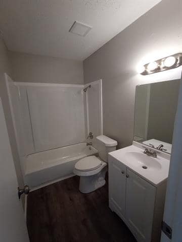 Building Photo - 2211 N Elm St