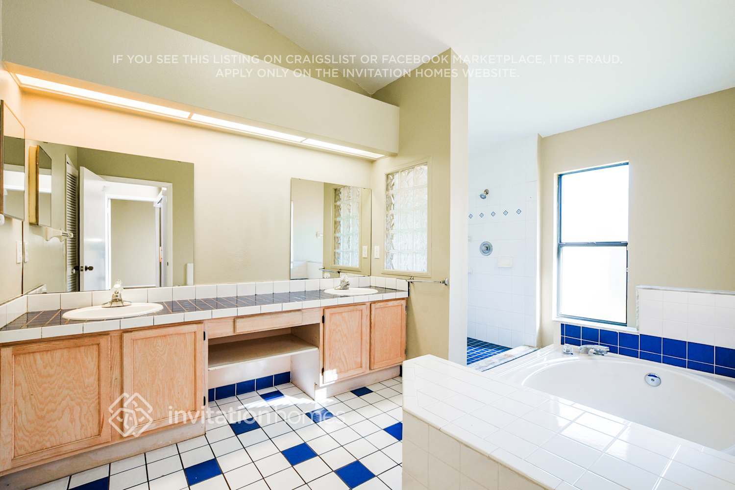 Building Photo - 1018 Henson Ct