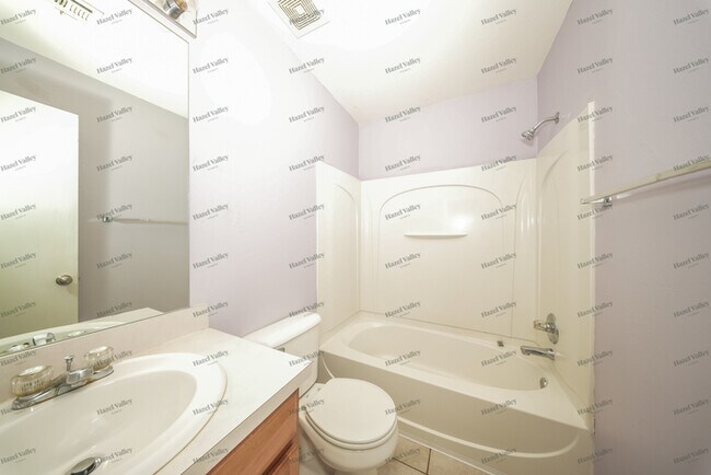 Building Photo - 900 SW 156th St