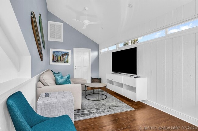 Building Photo - 39 Castle Harbor Isle Dr