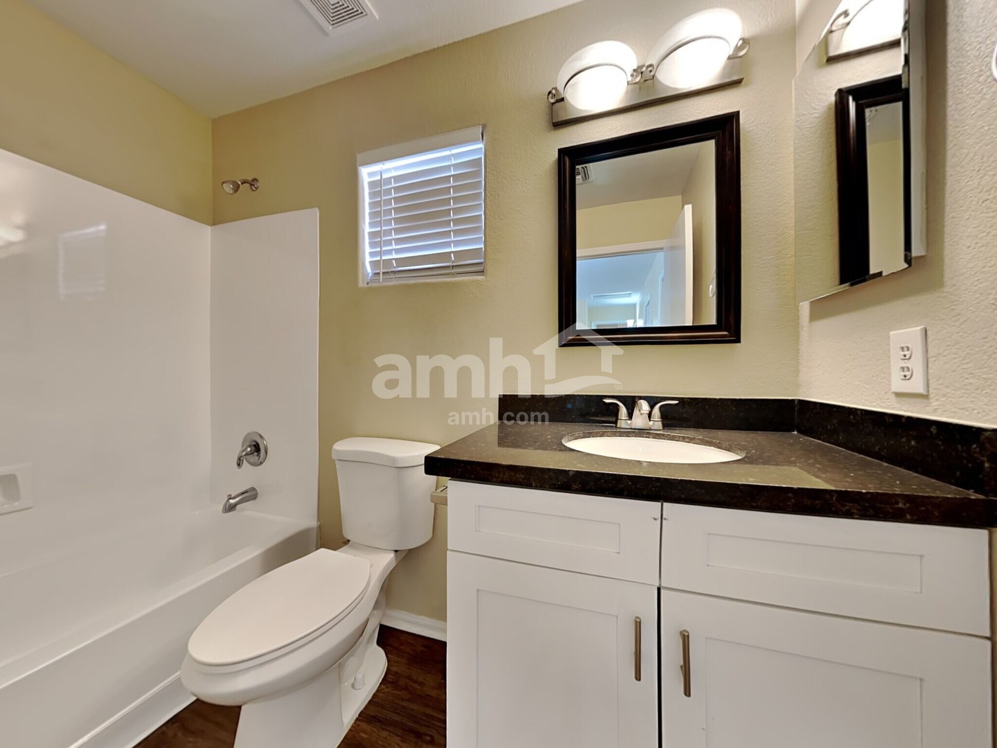 Building Photo - 16632 W Belleview St