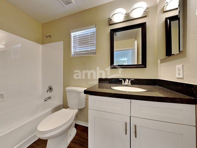 Building Photo - 16632 W Belleview St