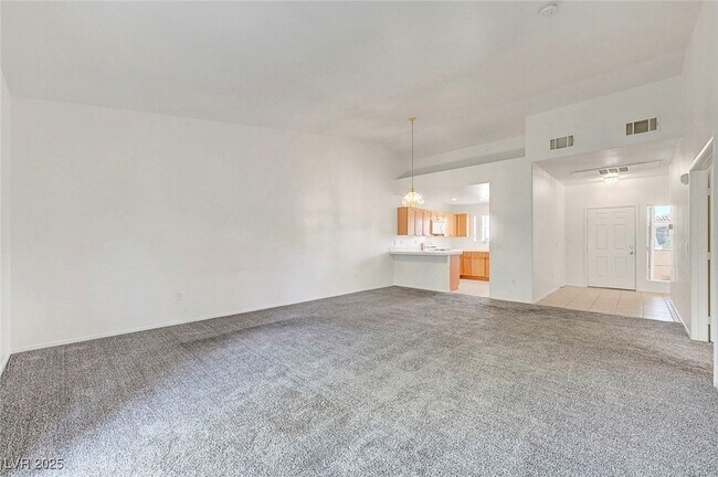 Building Photo - 10552 Pine Pointe Ave