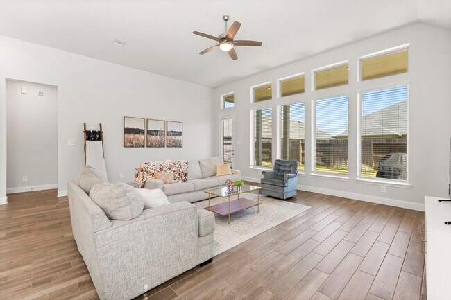 Building Photo - 15949 Hayes Mkt Lp