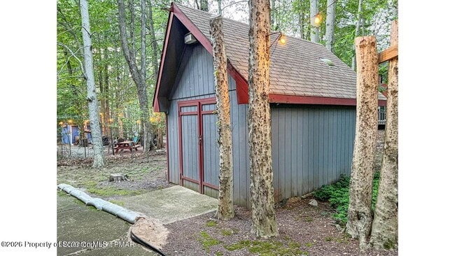 Building Photo - 2823 Fairhaven Dr