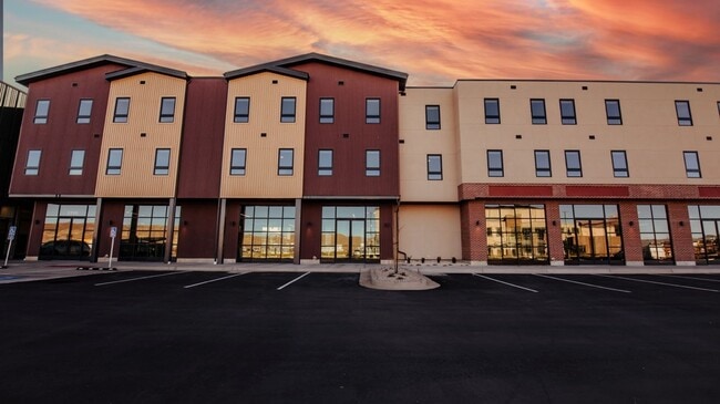 Building Photo - Brand New Luxury Community In Desirable Park City!