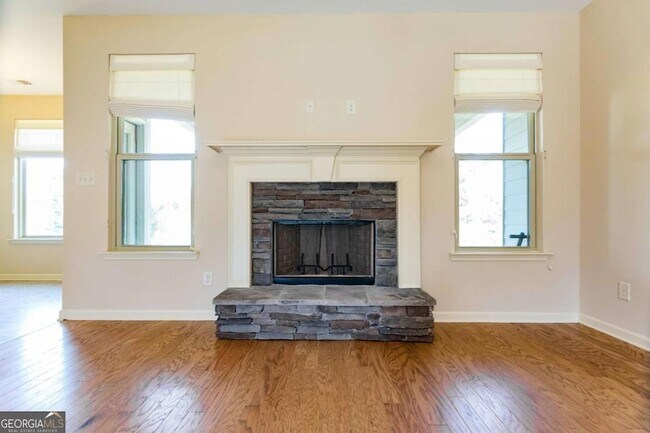 Building Photo - 263 Forrest Dr