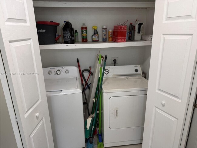 Building Photo - 10375 SW 152nd Terrace