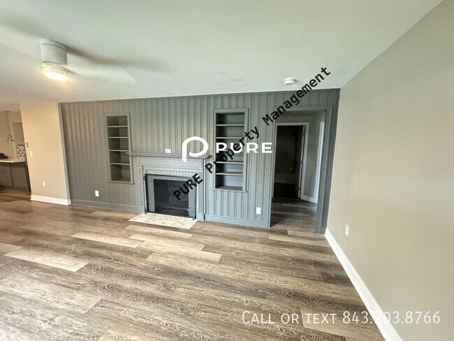 Building Photo - 842 White Oak Dr