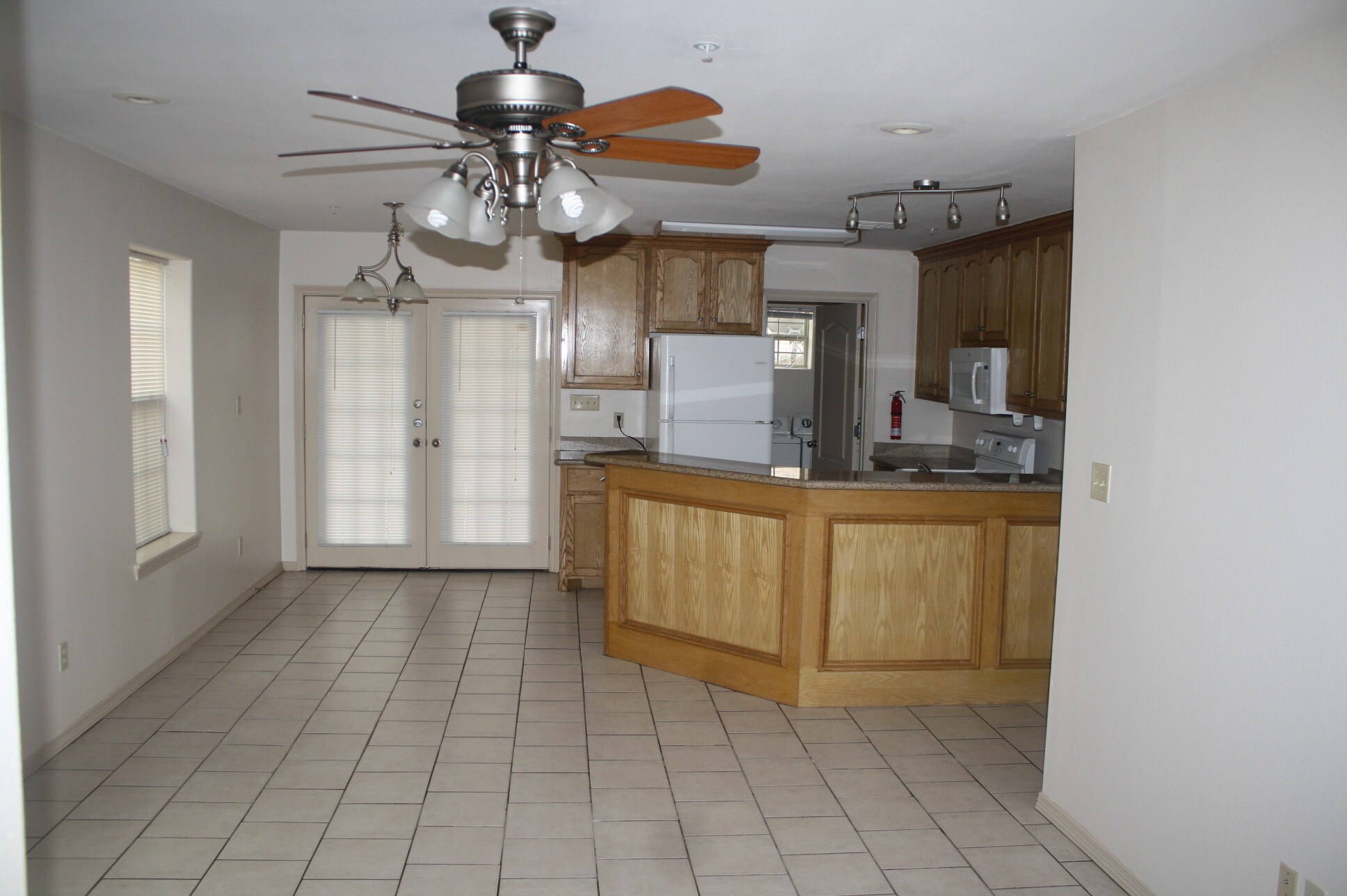 dining, kitchen - 1503 West Fig Avenue