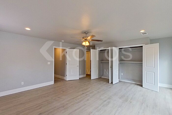 Building Photo - 4522 Chisholm Trail