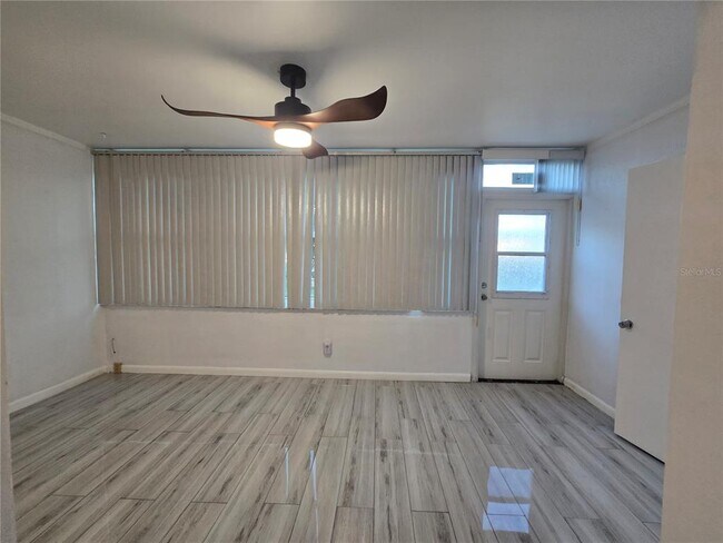 Building Photo - 211 Pasadena Ave N