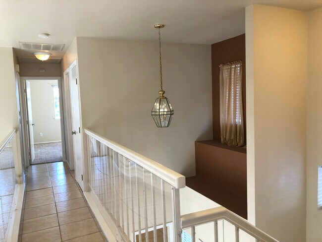 Building Photo - Cozy & Well-Maintained Home in a Peaceful ...