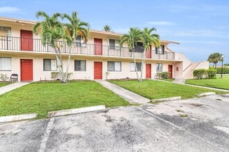Building Photo - 700 Nottingham Cir