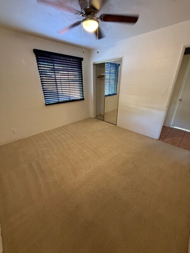 Building Photo - HOUSE FOR RENT