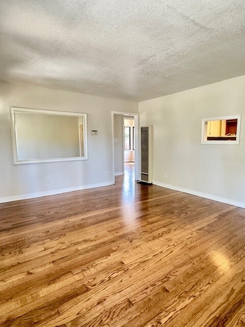 Building Photo - 1458 Santa Clara Ave