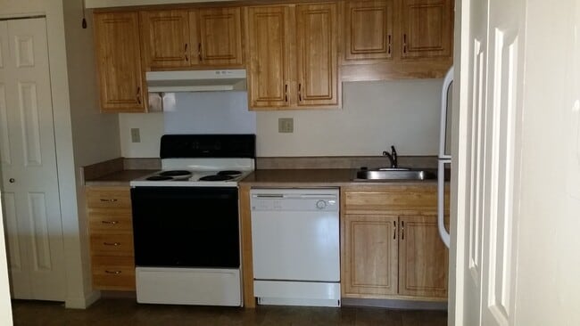 Building Photo - Gladeside Apartments