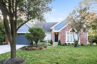 Building Photo - 705 Firethorn Cir