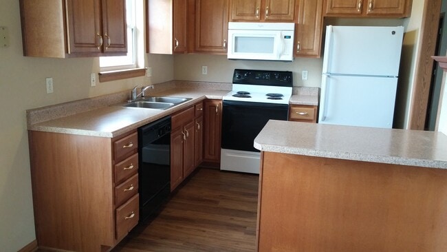 Building Photo - 1949 S Powahatan Ct