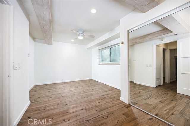 Building Photo - 370 Loma Terrace