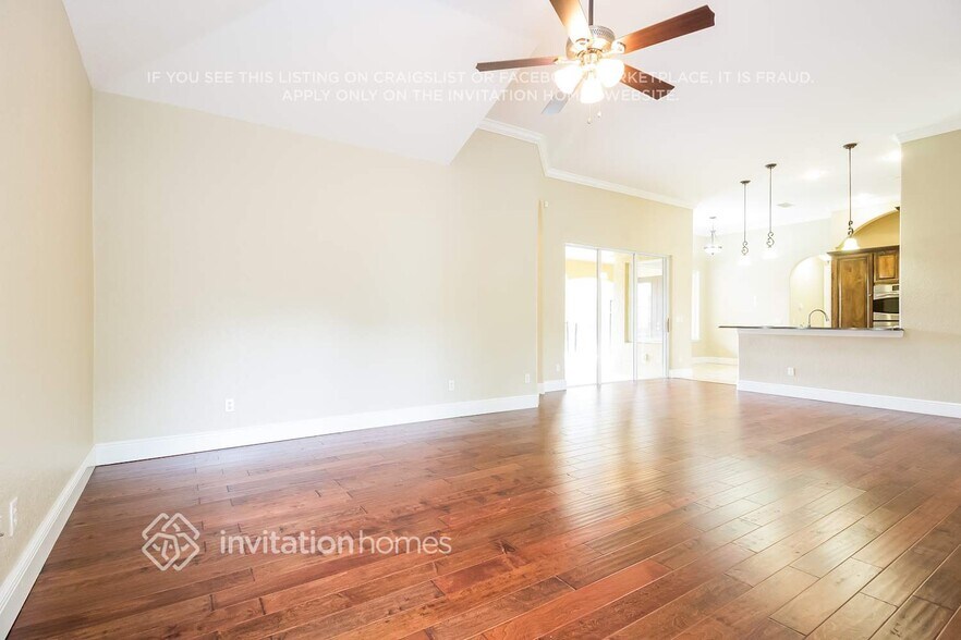 Building Photo - 400 Veracliff Ct
