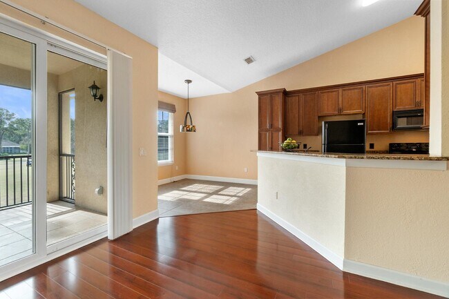 Building Photo - 136 Casa Bella Ln