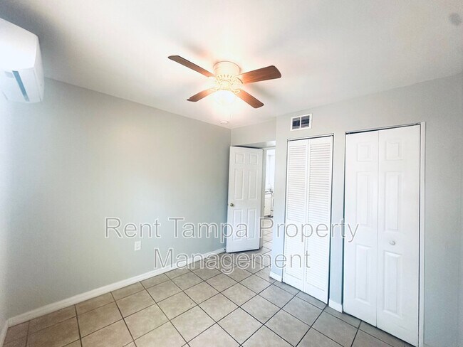 Building Photo - 2475 18th Ave S