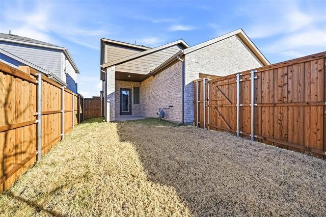 Building Photo - 108 N Sky Dr