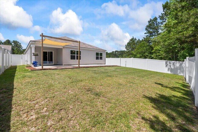 Building Photo - 138 Cotton Bluff Ct