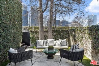 Building Photo - 350 S Spalding Dr