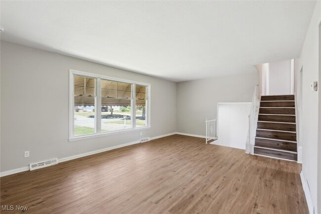 Building Photo - 5951 Marra Dr