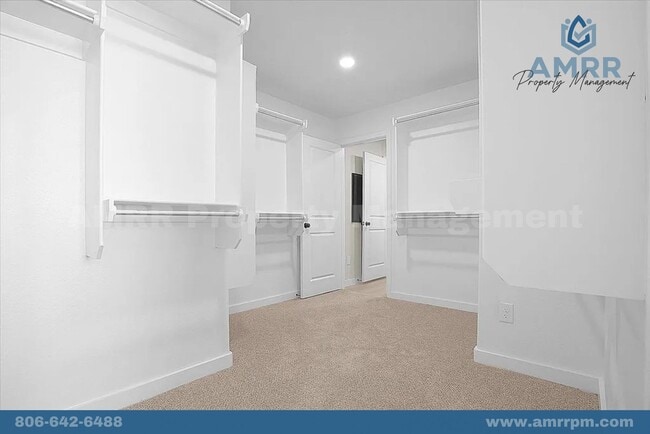 Building Photo - Spacious 3-Bedroom Home – Your Perfect Fam...