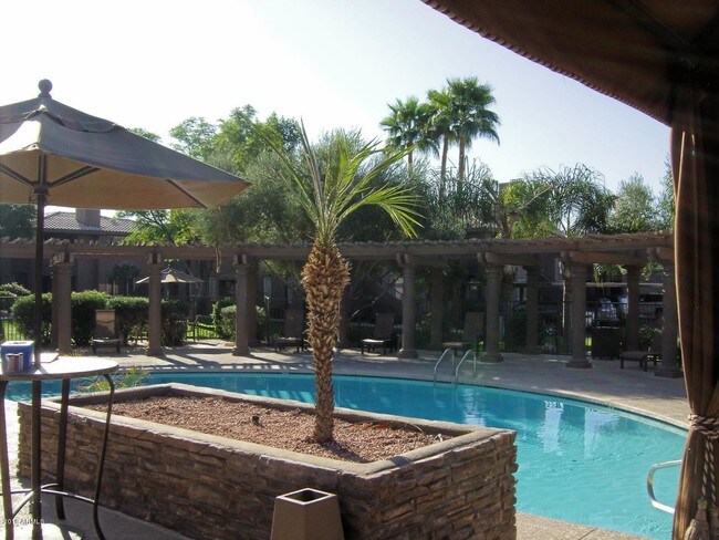 Building Photo - 7009 E Acoma Dr