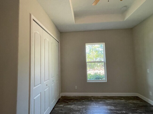 Building Photo - Lovely and Unique Custom-built Duplex Avai...