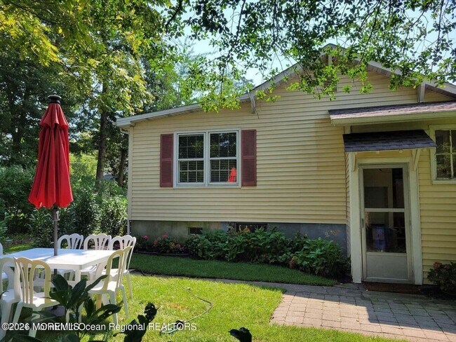 Building Photo - 407 Euclid Ave