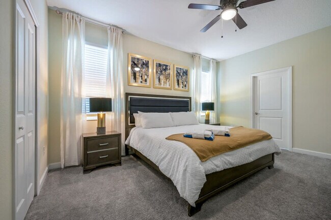 Building Photo - 4532 Target Blvd