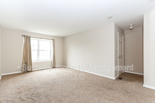 Building Photo - 4406 Aberdeen Ln