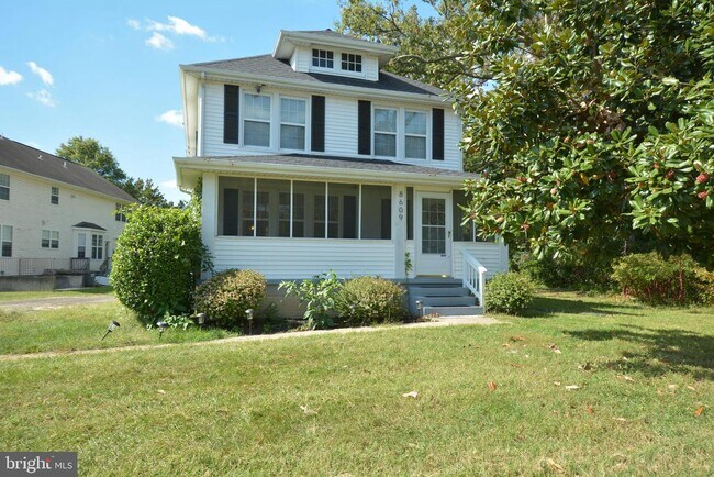 Building Photo - 8609 Oxon Hill Rd