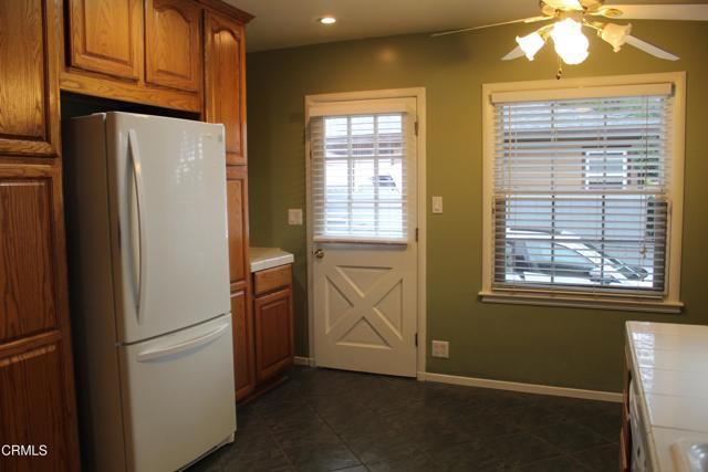 Building Photo - 10787 Daineswood Dr