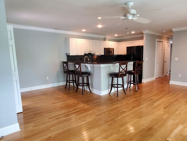 Building Photo - Incredible 2BR/2BA Forest Gardens Villa!