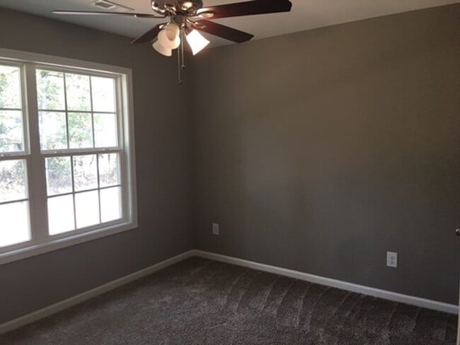 Building Photo - 3/2 House in West Rome $1,295