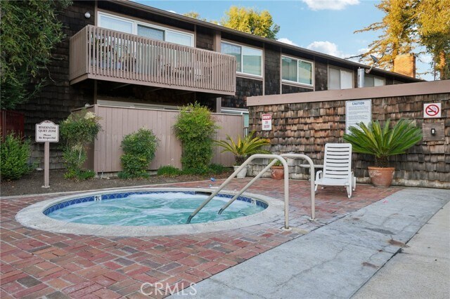 Building Photo - 1072 Cabrillo Park Dr