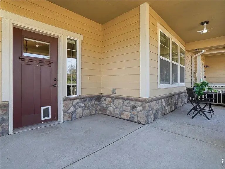 Building Photo - 2065 Scarecrow Rd