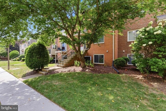 Building Photo - 4533 Logsdon Dr