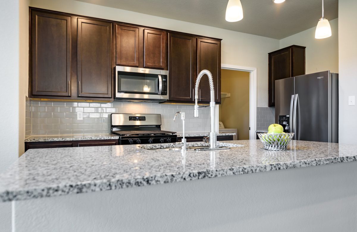 Building Photo - 1609 Ranch House