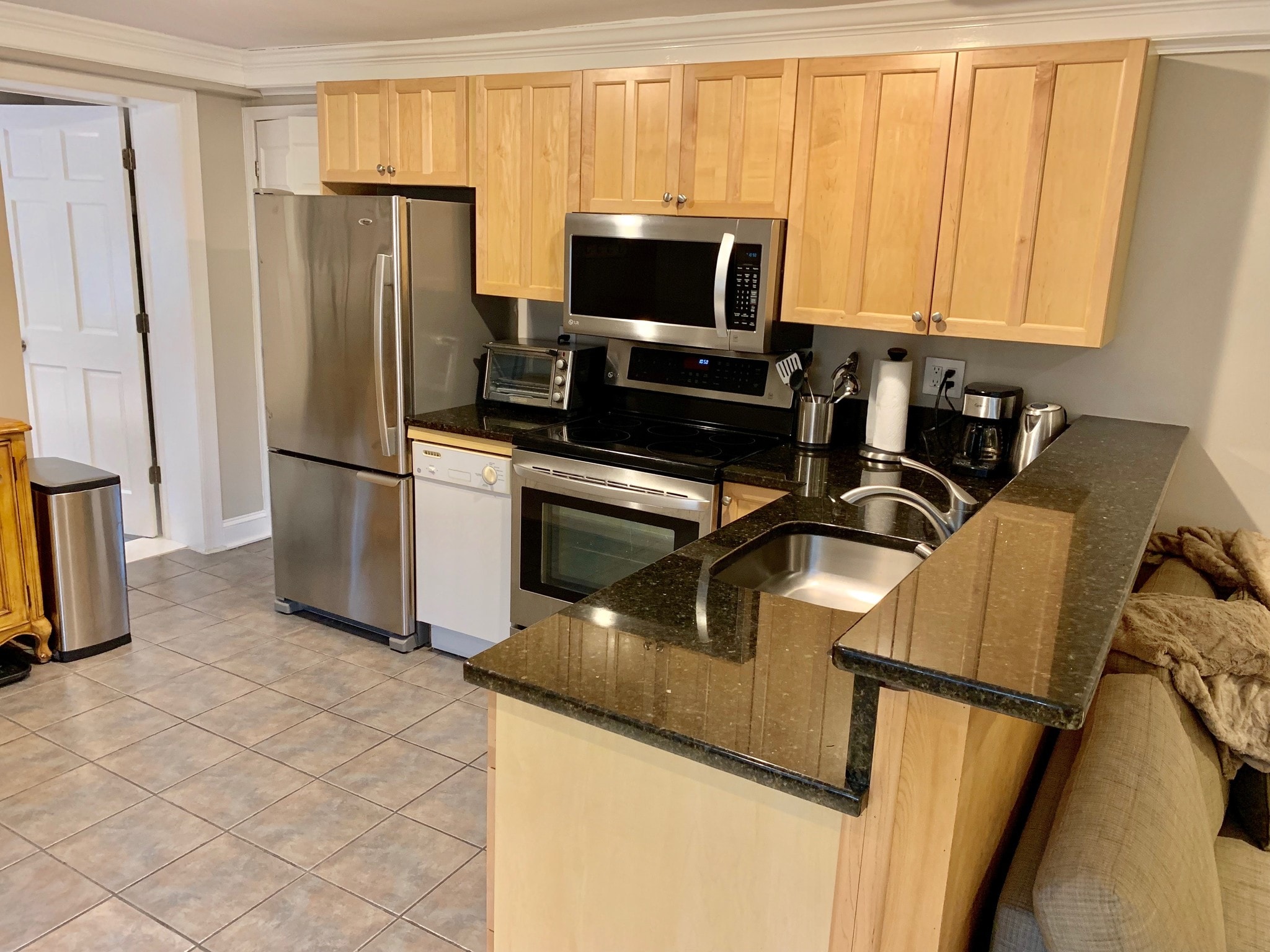 Building Photo - 3828 Cathedral Ave NW