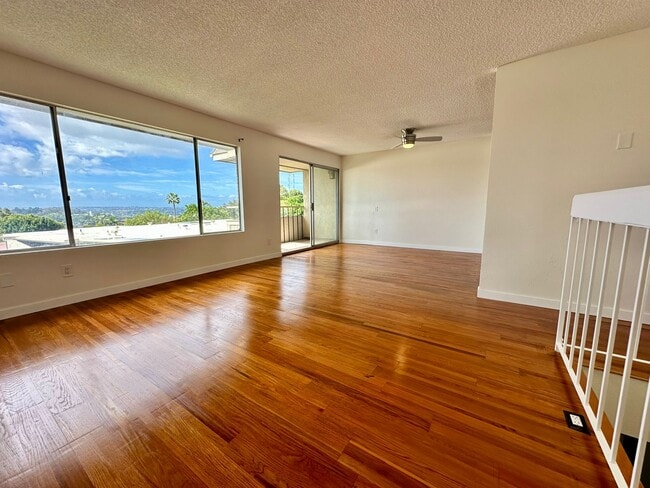 Building Photo - 6337 Caminito Andreta