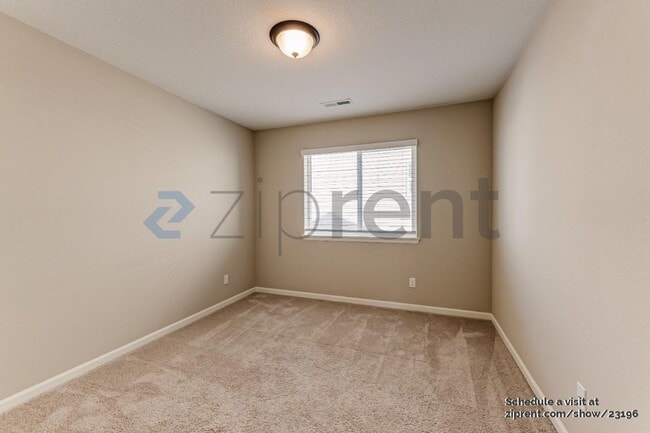 Building Photo - 7294 NW Oakfern Dr