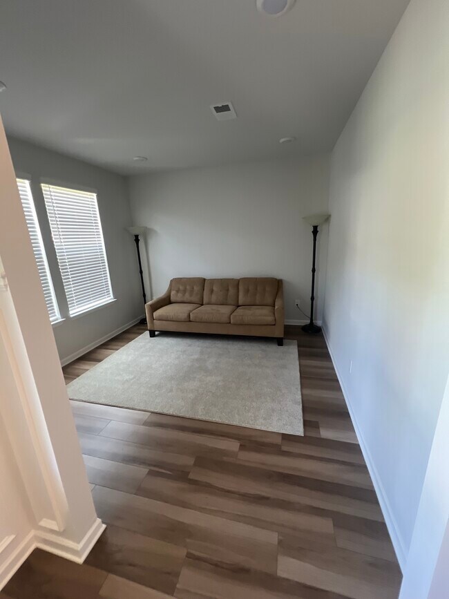 Building Photo - 115 Cooper Cove E